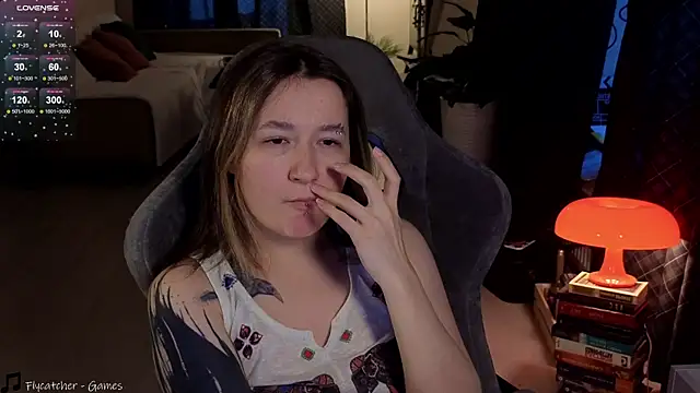 Snapshot of Megan__Hart chatting on 02-16-25, 05:48 Megan Hart online show from 02-16-25, 05:48