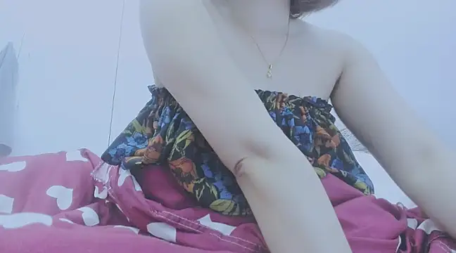 Linh diudang online show from 02-23-25, 02:57