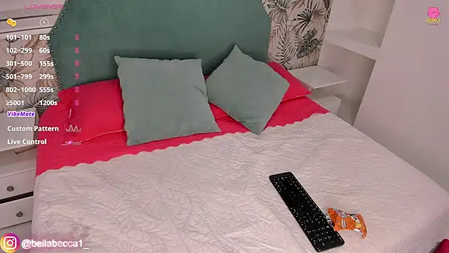 Snapshot of bellaa_becca chatting on 12-18-24, 06:14 bellaa becca online show from 12-18-24, 06:14
