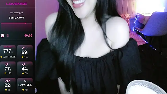 Snapshot of _Viviann_ chatting on 10-19-25, 03:34 Viviann online show from 10-19-25, 03:34