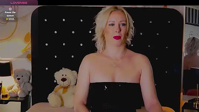 OliviaShaw23 online show from 01-12-26, 09:42