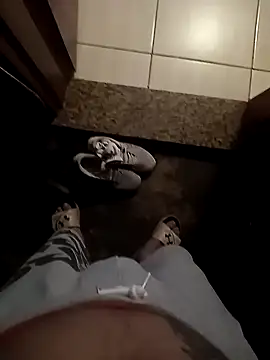 dredre1069 online show from 12-31-24, 03:55