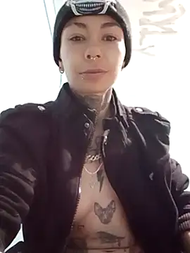 Snapshot of real_fenix chatting on 01-25-25, 12:59 real fenix online show from 01-25-25, 12:59