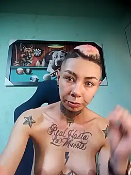 Snapshot of real_fenix chatting on 10-09-25, 09:13 real fenix online show from 10-09-25, 09:13