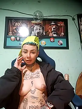 Snapshot of real_fenix chatting on 11-13-25, 03:38 real fenix online show from 11-13-25, 03:38