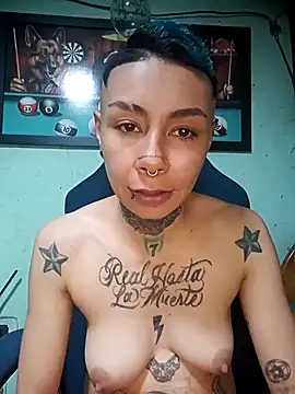 Snapshot of real_fenix chatting on 11-13-25, 07:13 real fenix online show from 11-13-25, 07:13