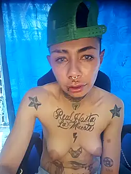 Snapshot of real_fenix chatting on 11-30-25, 09:30 real fenix online show from 11-30-25, 09:30