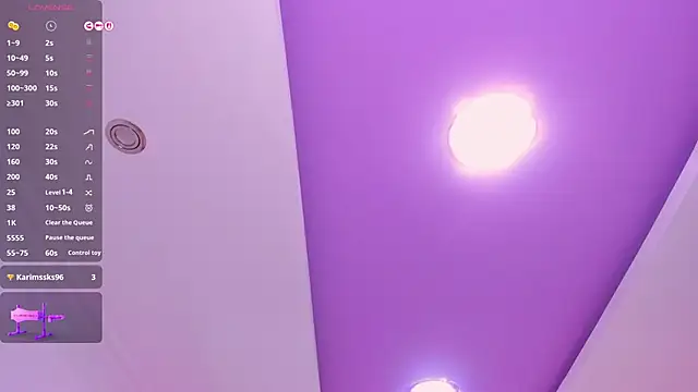 Snapshot of Leah_Grey chatting on 11-19-25, 11:54 Leah Grey online show from 11-19-25, 11:54