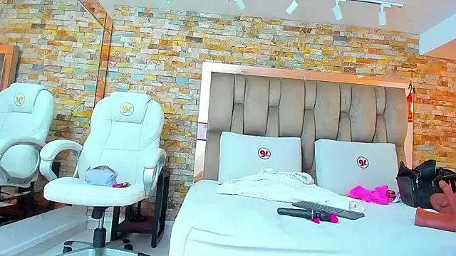 karla dunn online show from 11-21-25, 08:29