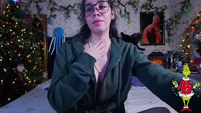 Elizabeth77  online show from 12-23-24, 01:13