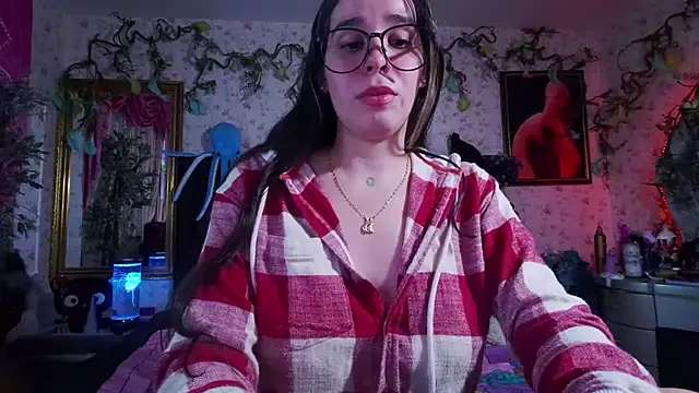 Elizabeth77  online show from 03-10-25, 08:12