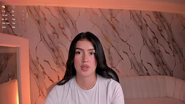 PaulinaSantos  online show from 10-06-25, 07:22