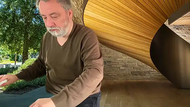 Snapshot of LondonTeffy chatting on 02-21-25, 11:33 LondonTeffy online show from 02-21-25, 11:33