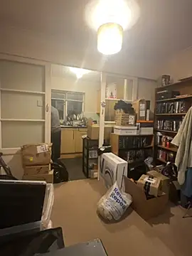 Snapshot of LondonTeffy chatting on 10-28-25, 10:23 LondonTeffy online show from 10-28-25, 10:23