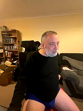 Snapshot of LondonTeffy chatting on 11-11-25, 10:32 LondonTeffy online show from 11-11-25, 10:32