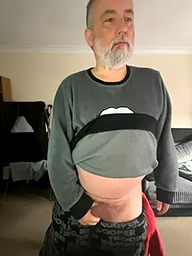 Snapshot of LondonTeffy chatting on 11-21-25, 10:14 LondonTeffy online show from 11-21-25, 10:14