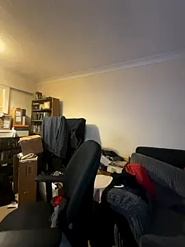 Snapshot of LondonTeffy chatting on 11-25-25, 10:21 LondonTeffy online show from 11-25-25, 10:21