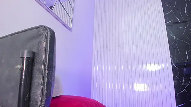 Snapshot of Mell_Saenz chatting on 01-22-25, 12:16 Mell Saenz online show from 01-22-25, 12:16