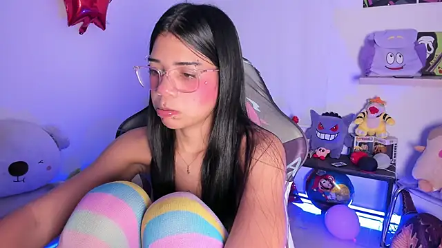 cutestephuwu online show from 10-18-25, 02:03