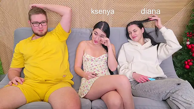 Snapshot of Ksenny chatting on 01-08-26, 03:36 Ksenny online show from 01-08-26, 03:36