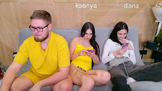 Snapshot of Ksenny chatting on 02-15-26, 06:15 Ksenny online show from 02-15-26, 06:15