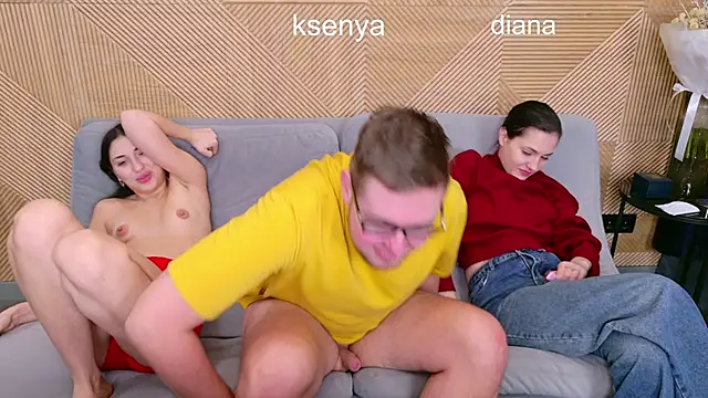 Snapshot of Ksenny chatting on 02-22-26, 04:35 Ksenny online show from 02-22-26, 04:35