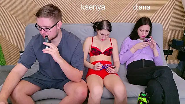 Snapshot of Ksenny chatting on 02-23-26, 05:27 Ksenny online show from 02-23-26, 05:27