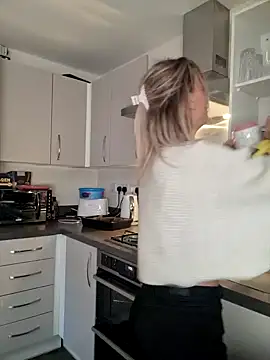 SweetMonicaUK online show from 01-07-25, 01:57