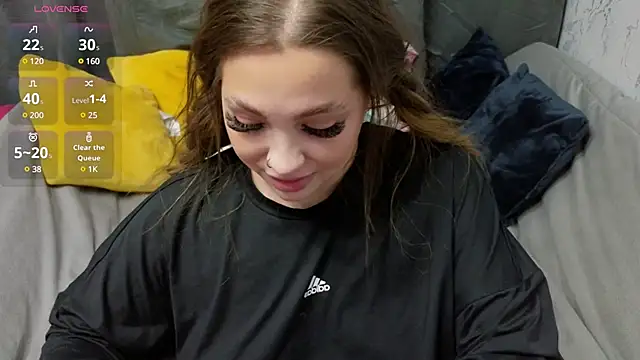 Snapshot of Nicole_Vvinson chatting on 12-21-24, 07:56 Nicole Vvinson online show from 12-21-24, 07:56