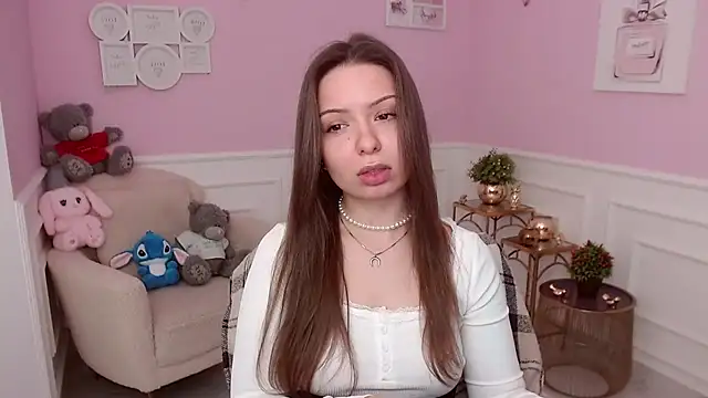 LucySkilar online show from 03-29-26, 04:23