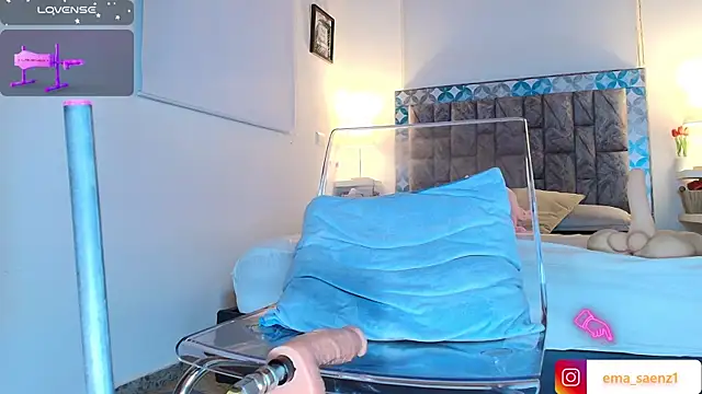 ema  saenz online show from 11-15-25, 02:02