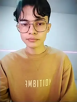 Dmitri Aksnes online show from 11-13-25, 08:52