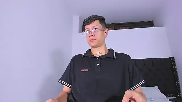 Snapshot of AgarEvans chatting on 01-03-25, 04:22 AgarEvans online show from 01-03-25, 04:22