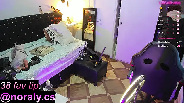 hey noraly online show from 10-31-25, 04:02