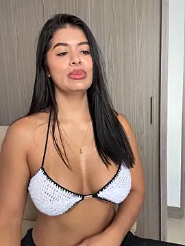 Snapshot of MelissaWaltton chatting on 11-01-25, 01:35 MelissaWaltton online show from 11-01-25, 01:35