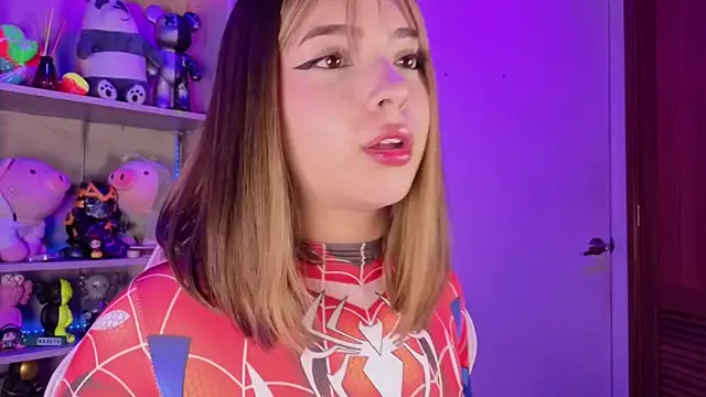 EmilyMiller  online show from 02-12-26, 04:02