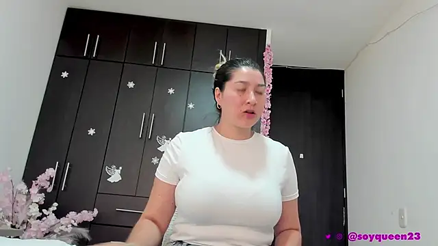 Soyqueen online show from 01-24-25, 04:59