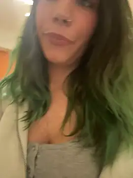 Lady Knaller online show from 10-14-25, 07:03