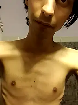 Snapshot of takumysexy chatting on 12-31-24, 08:34 takumysexy online show from 12-31-24, 08:34