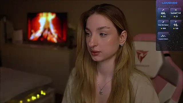 Lexy kiky online show from 02-15-25, 04:56