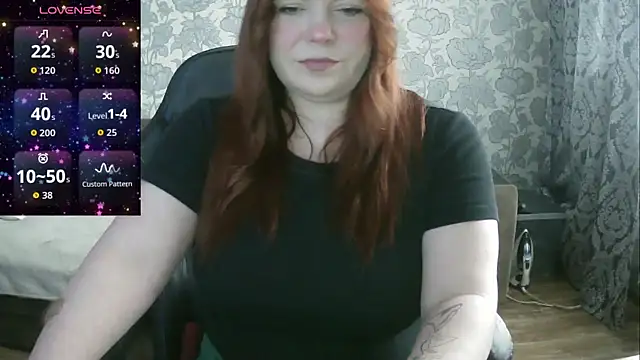 Snapshot of Sabrina_Poison chatting on 11-06-25, 07:42 Sabrina Poison online show from 11-06-25, 07:42