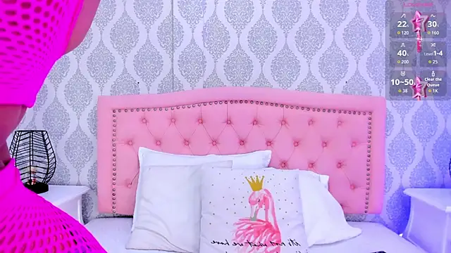 Valerith Vega  online show from 11-10-25, 12:04