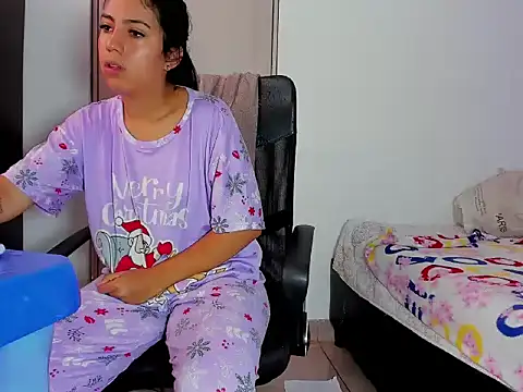 skinnyanai2 online show from 12-14-25, 04:23