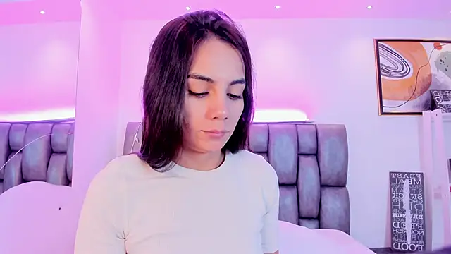 martina mancini online show from 10-18-25, 01:01