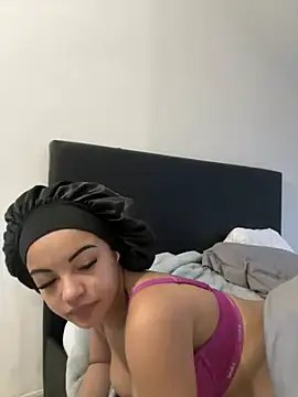 Snapshot of Lalionne58 chatting on 03-09-25, 06:39 Lalionne58 online show from 03-09-25, 06:39