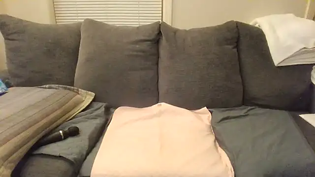 Snapshot of ImTheRealDLW chatting on 12-15-24, 10:04 ImTheRealDLW online show from 12-15-24, 10:04