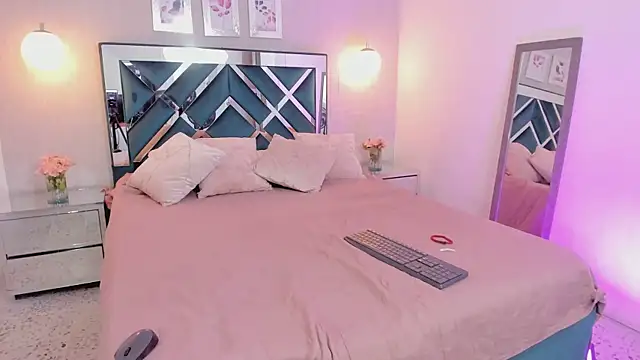 Miakhalifa 7 online show from 02-07-25, 11:34
