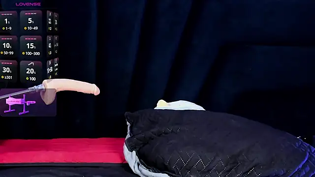 Snapshot of darkydolly_ chatting on 12-17-24, 07:40 darkydolly online show from 12-17-24, 07:40