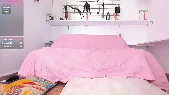 Alejandra Dunn online show from 02-11-25, 06:55