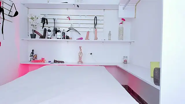 Alejandra Dunn online show from 10-09-25, 01:09